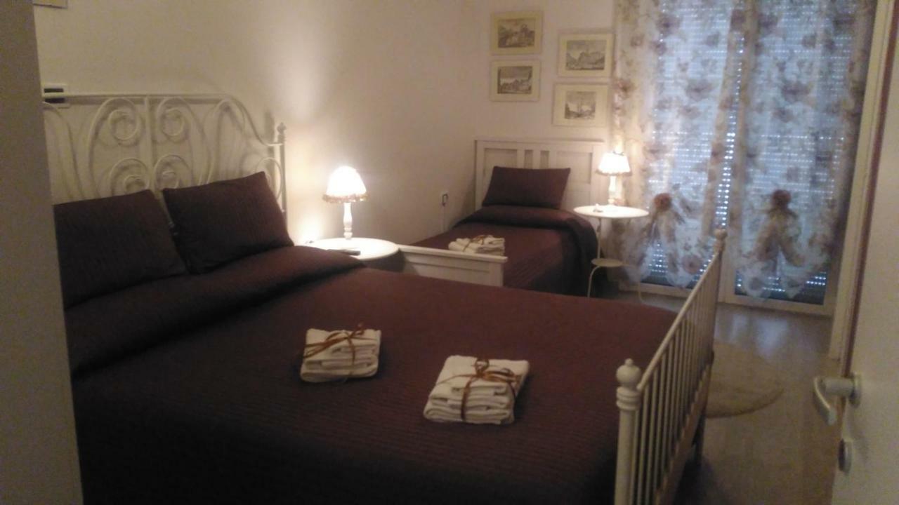 B&B San Vitale โบโลญญา ภายนอก รูปภาพ