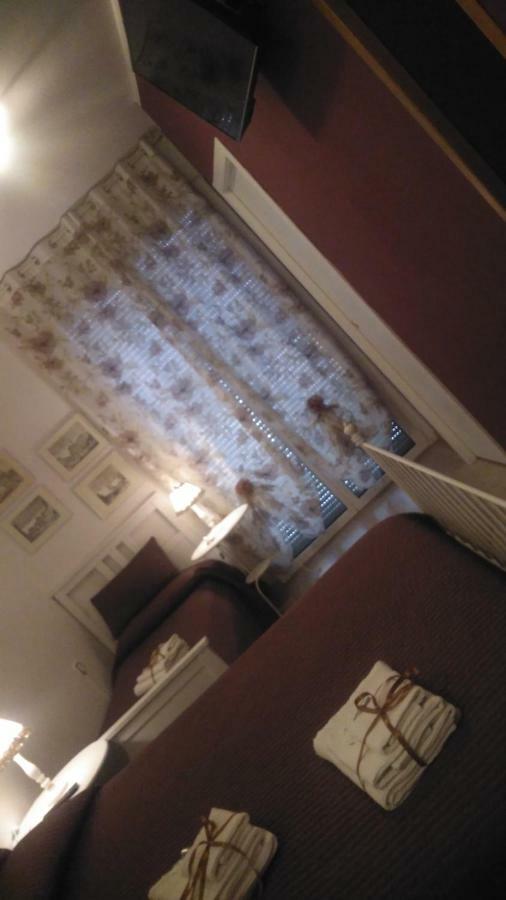 B&B San Vitale โบโลญญา ภายนอก รูปภาพ